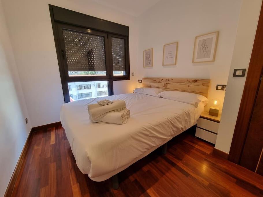 604B - Apartamento Con Garaje Овьедо Экстерьер фото